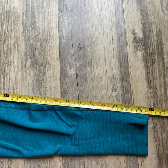Turquoise Alphalete Leggings - Picture 3 of 9